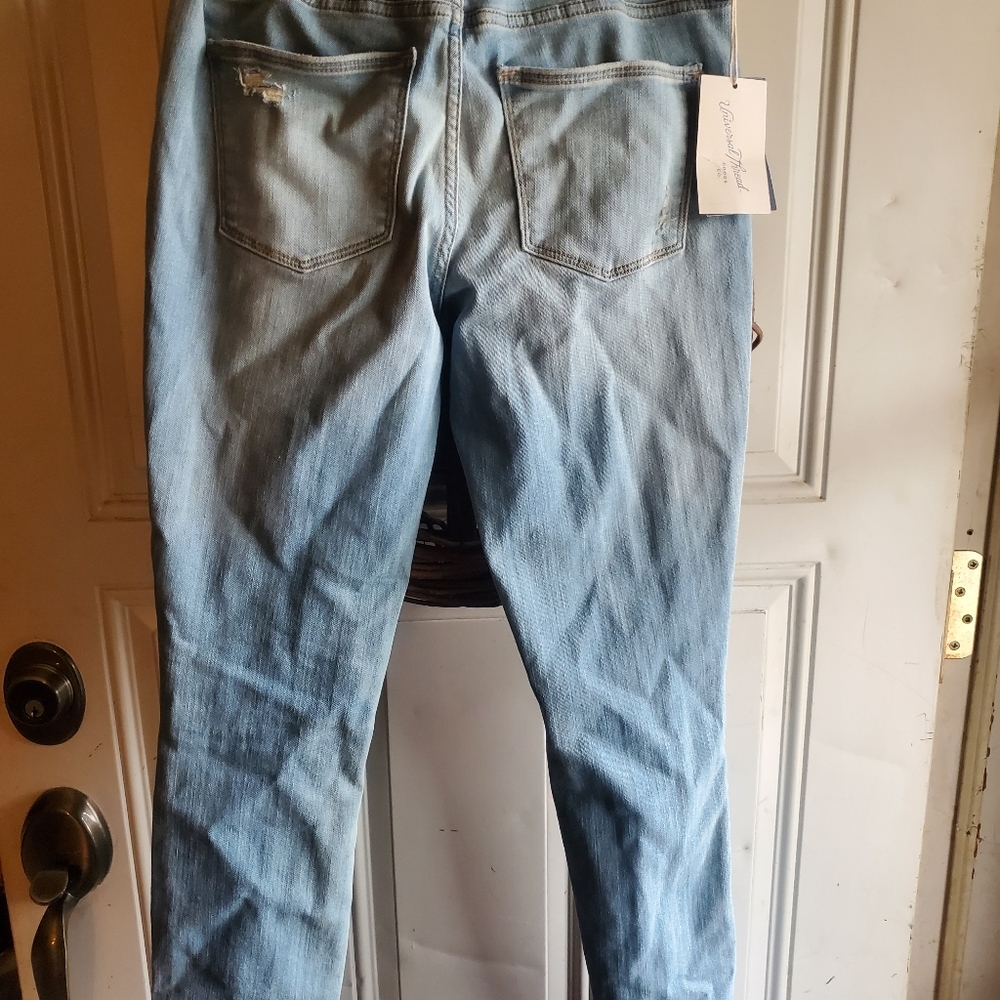 Universal Thread distressed skinny jeans Size 2 NWT - Picture 4 of 6